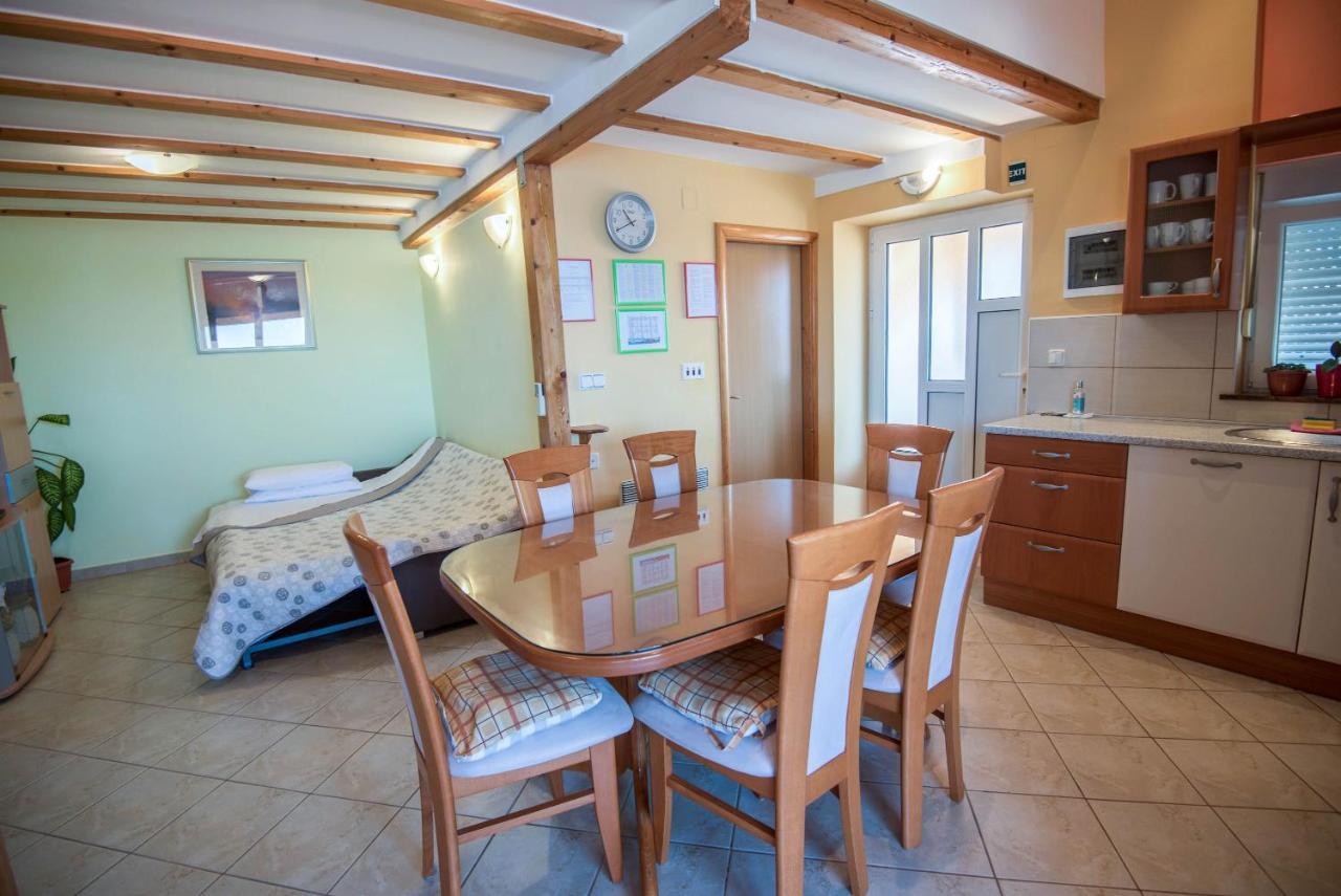 Apartment Jany Šibenik Eksteriør billede
