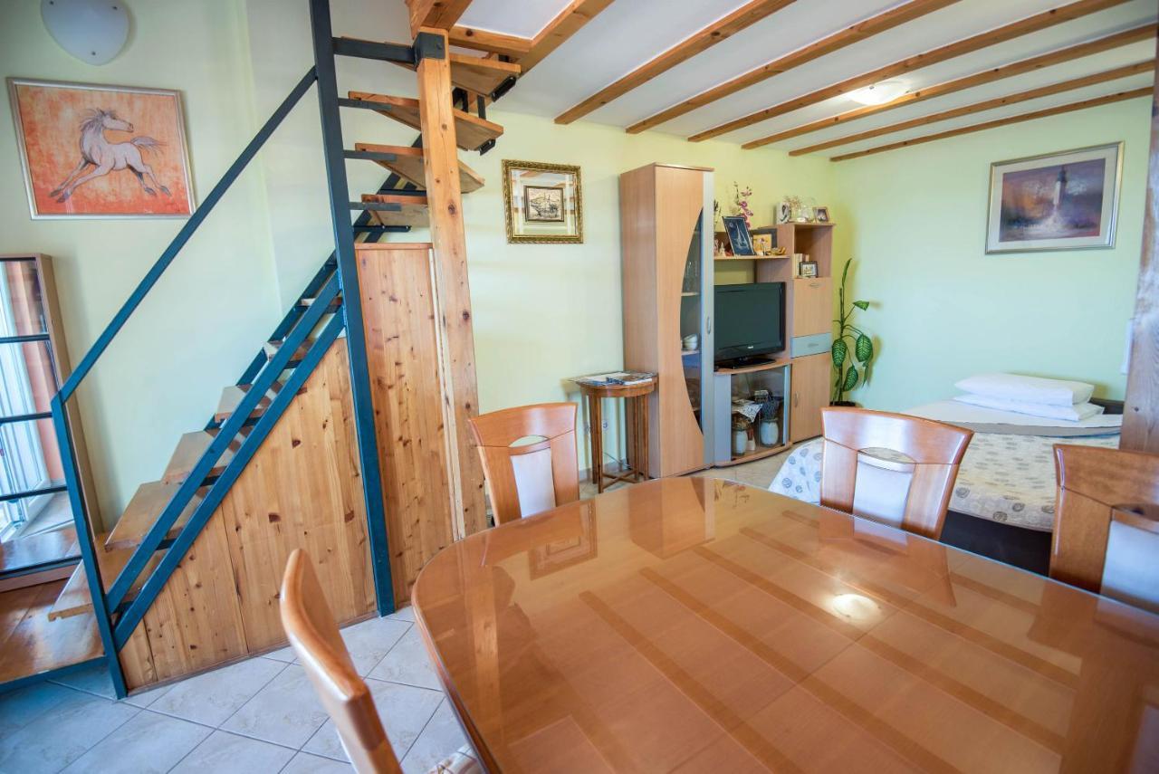 Apartment Jany Šibenik Eksteriør billede