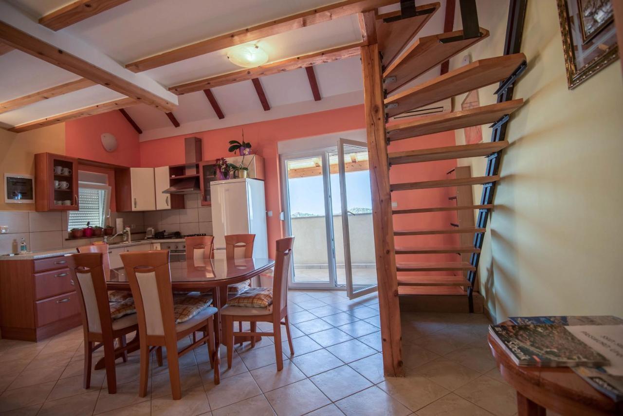 Apartment Jany Šibenik Eksteriør billede